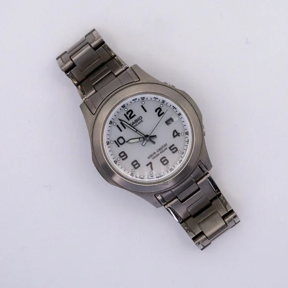 Casio Lineage Solar Radio Wave Titanium Import LIW-100TDJ 40mm Watch - Picture 5 of 6